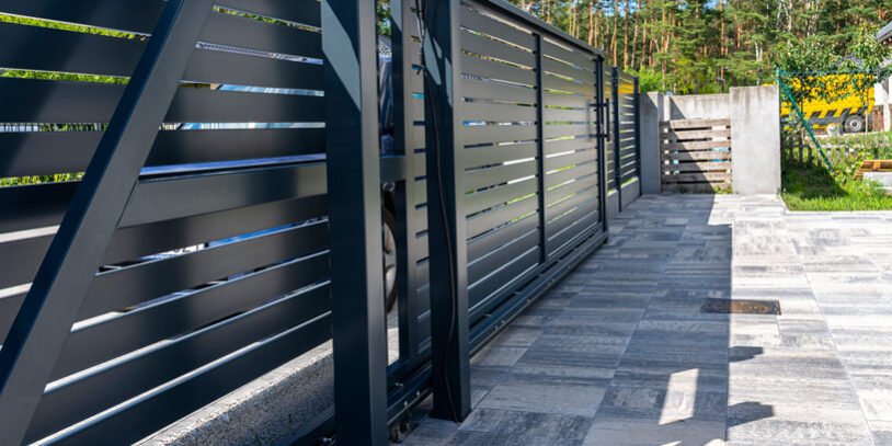 Guide Lubricating Sliding Gate Guide Lubricating Sliding Gate